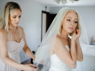 Elgin Getting Ready Photos by Illinois Wedding Photographer