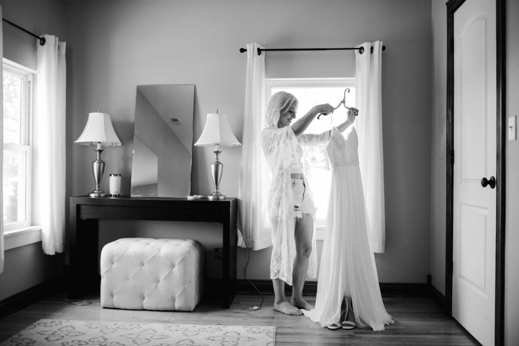 Getting Ready Photos by Elgin Illinois Wedding Photographer
