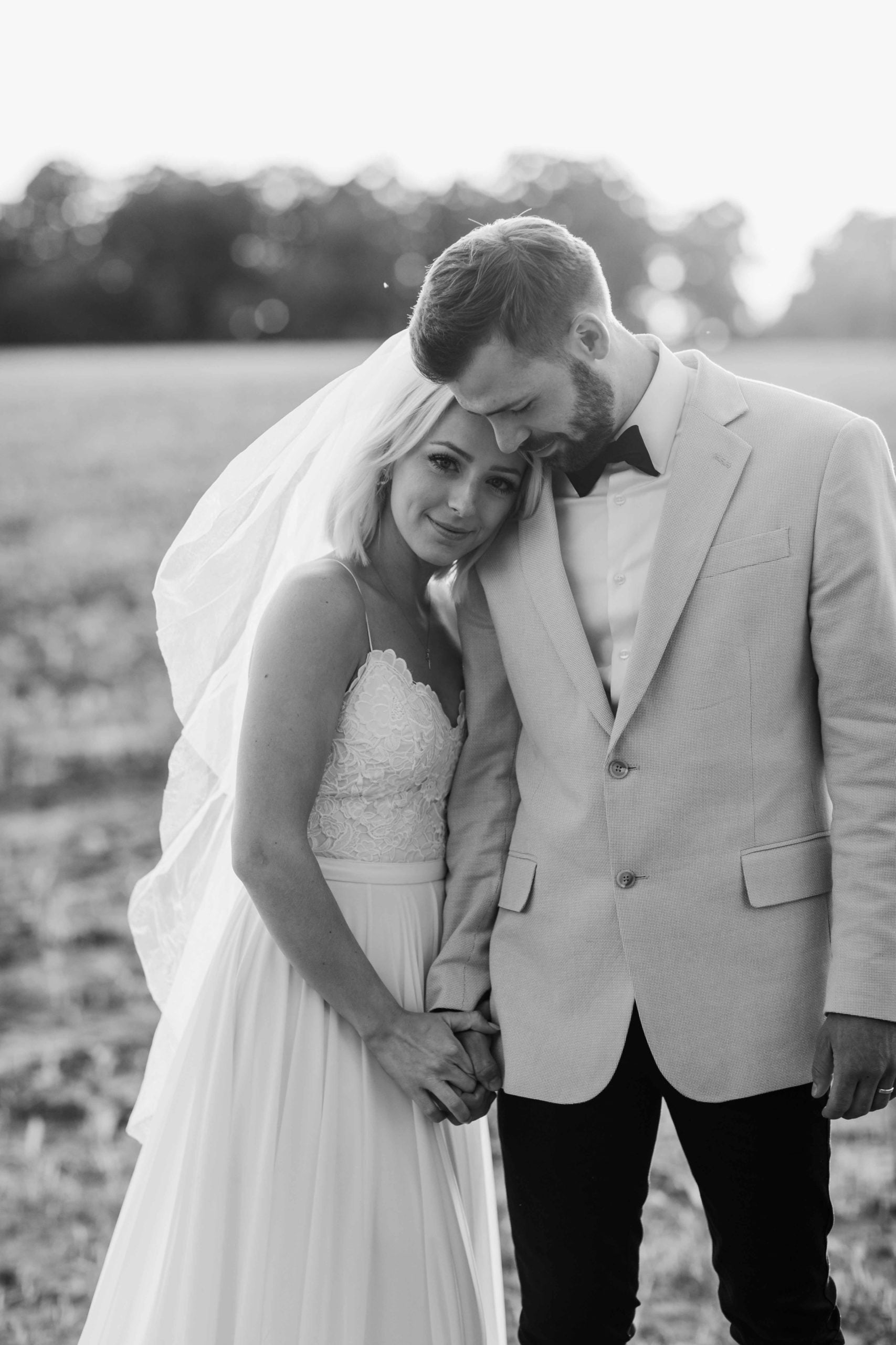 Golden hour black and white in field in Illinois by Geneva Wedding Photographer