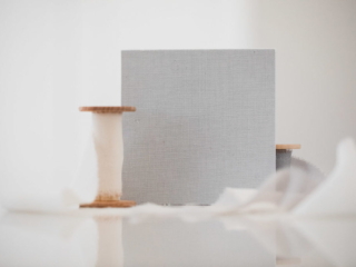 SILVER LINEN COVER