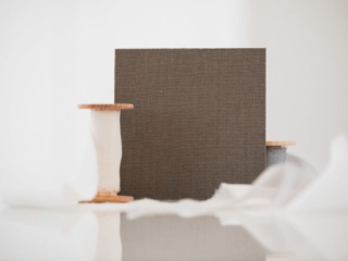 TAUPE LINEN COVER