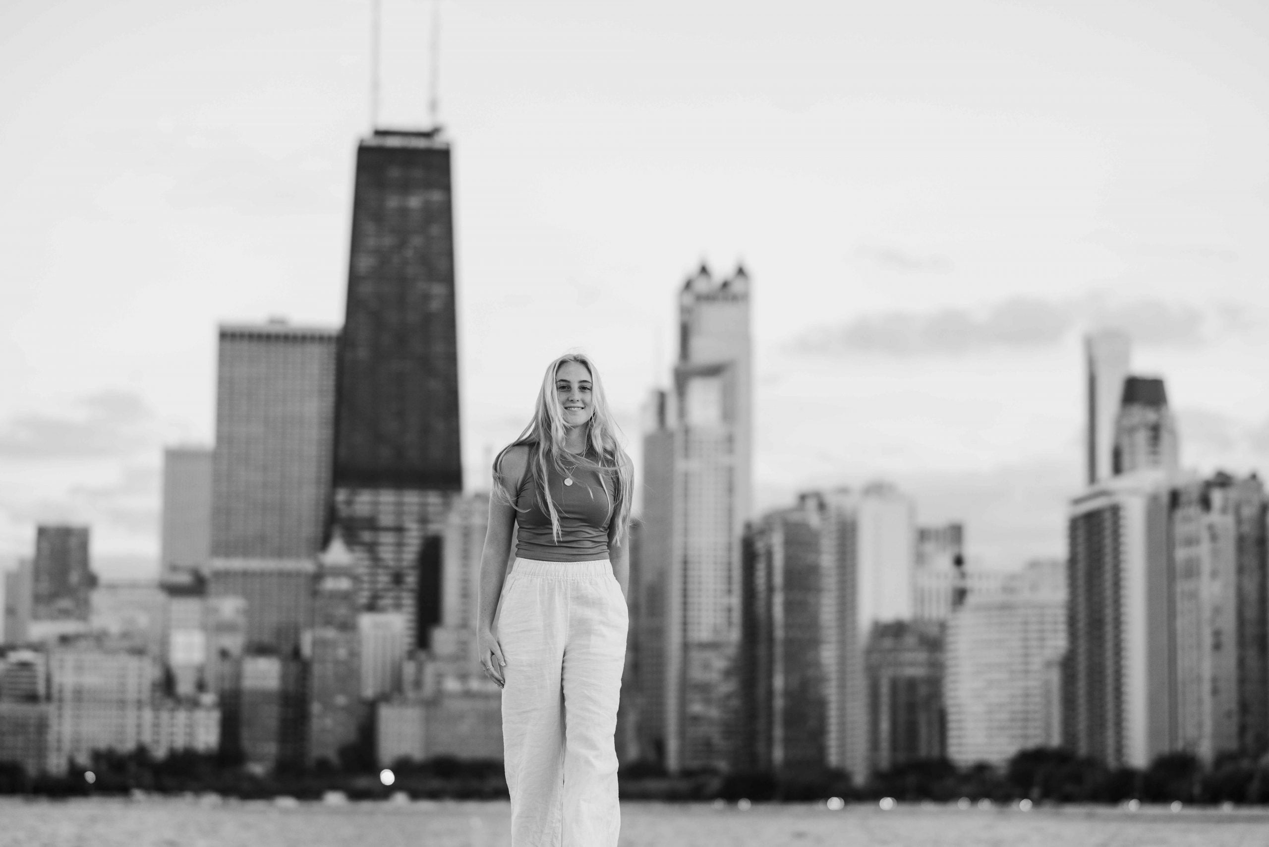 Senior Photoshoot with Chicago Skyline by Chicago Photographer-32