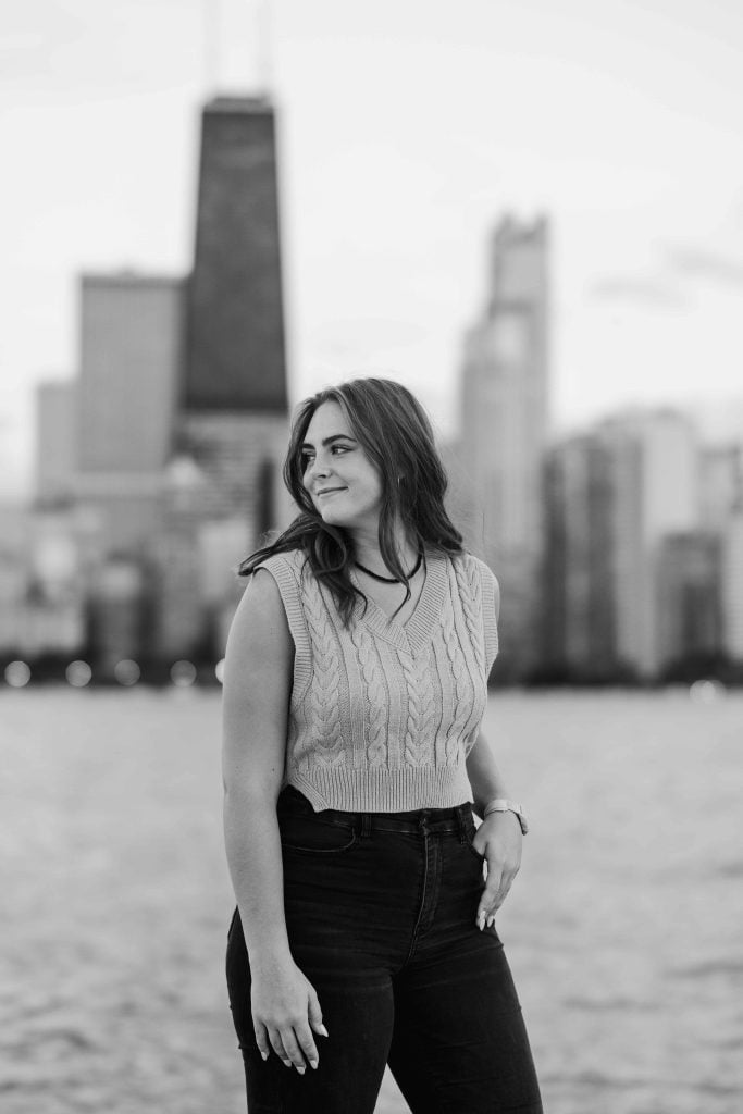 Senior Photoshoot downtown Chicago Skyline at Golden Hour by Chicago Photographer Black and White