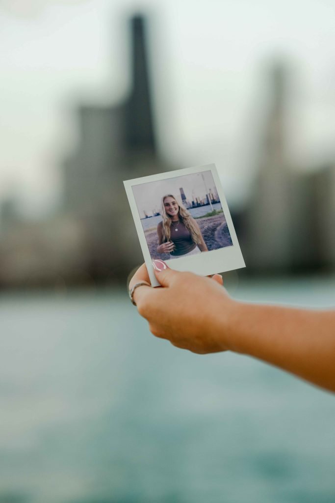 Senior Photoshoot with Chicago Skyline by Chicago Photographer-41