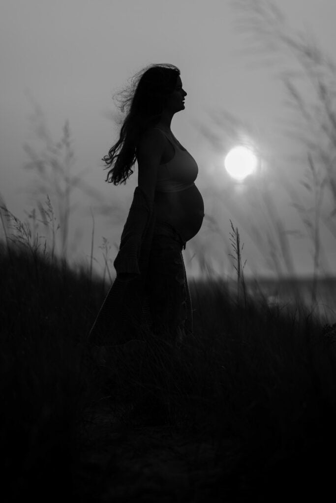 Black and White Modern Golden Hour Maternity Bump Portraits by Batavia Photographer Mary Rose Photography