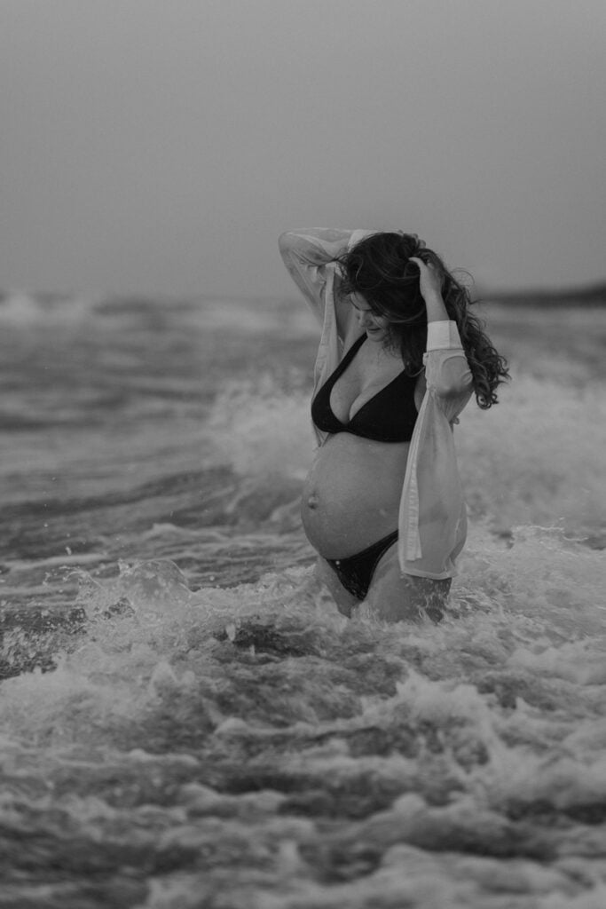 Maternity Natural and Clean Portraits by Batavia Illinois Photographer Mary Rose Photography