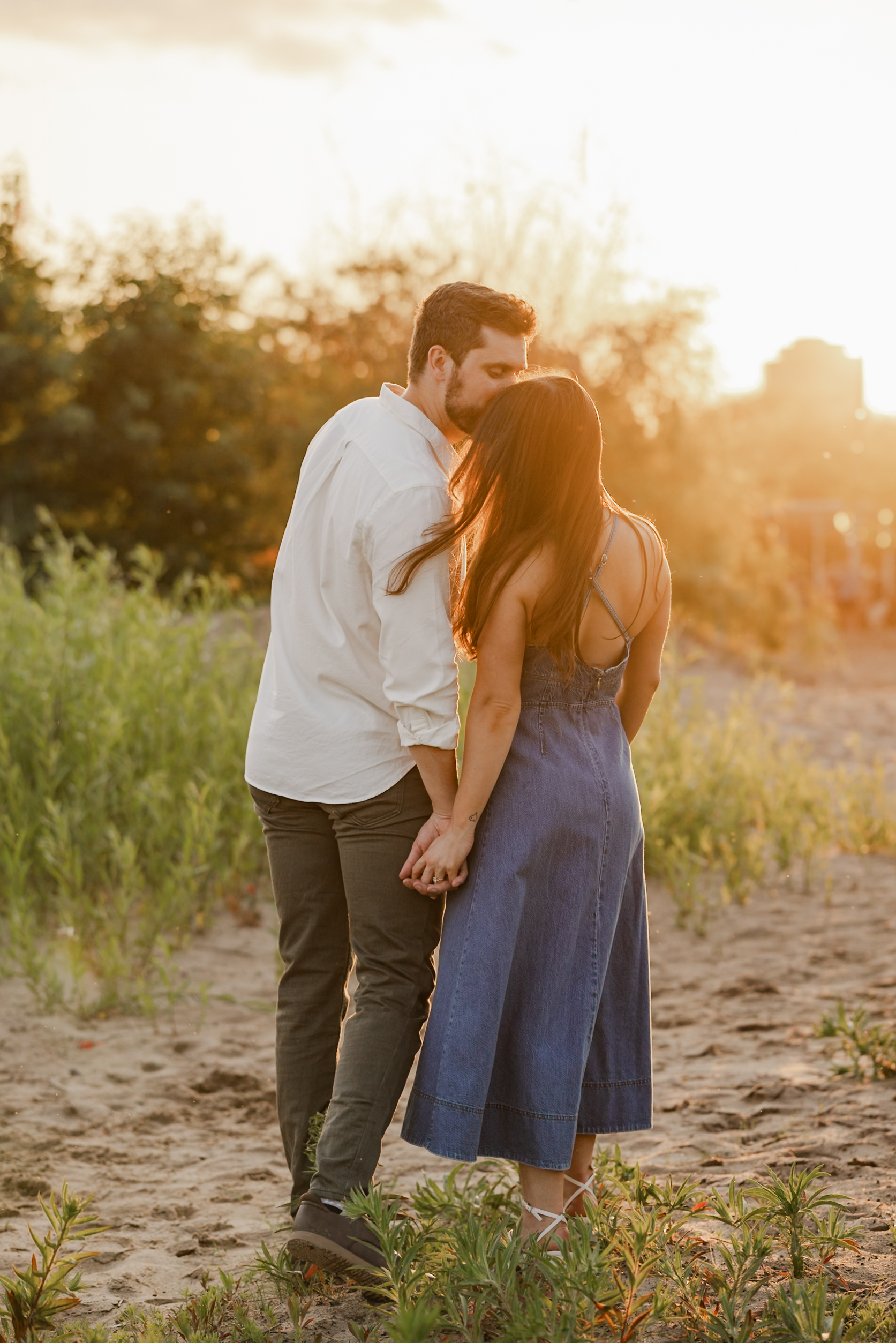 Chicago Engagement Photoshoot Lincoln Park and North Avenue Beach Chicago Skyline by Mary Rose Photography
