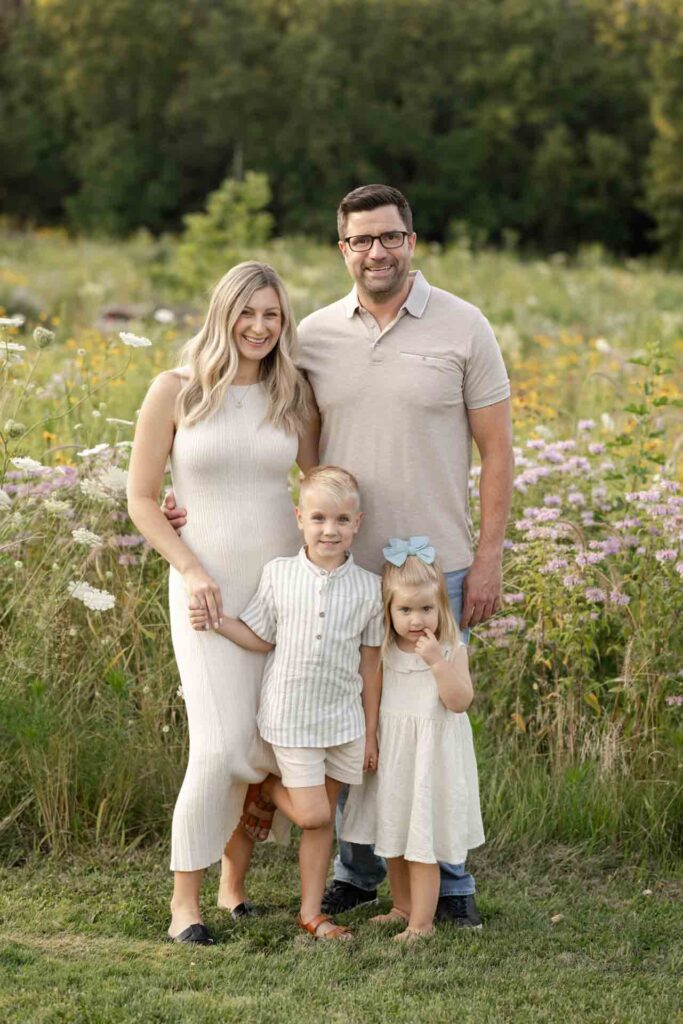 1-Fresh Soft Summer Outdoor Family Photoshoot Saint Charles Illinois By Mary Rose Photography