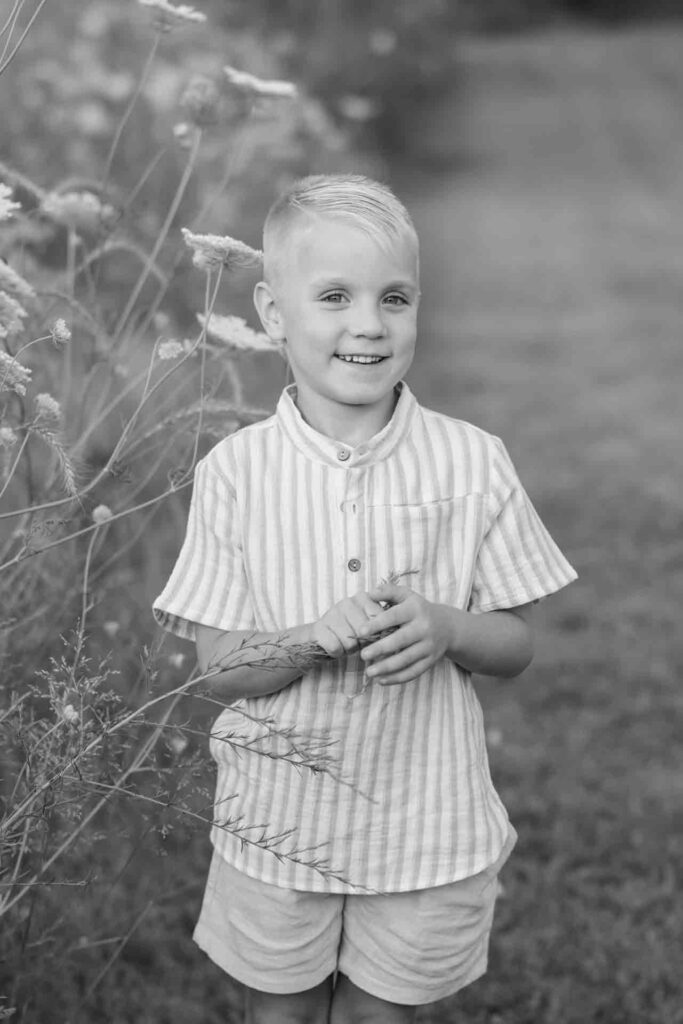 10-Fresh Soft Summer Outdoor Flower Field Family Photoshoot Saint Charles Illinois By Mary Rose Photography