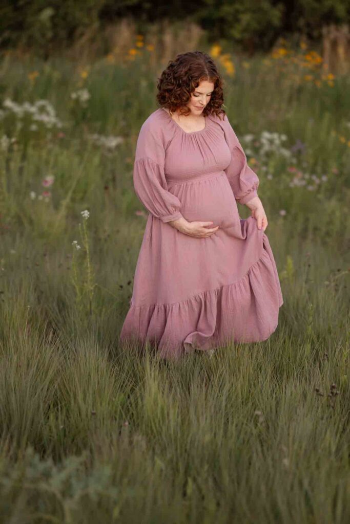 38-Light Classic Saint Charles Illinois Fall Outdoor Flowers Maternity Session By Mary Rose Photography
