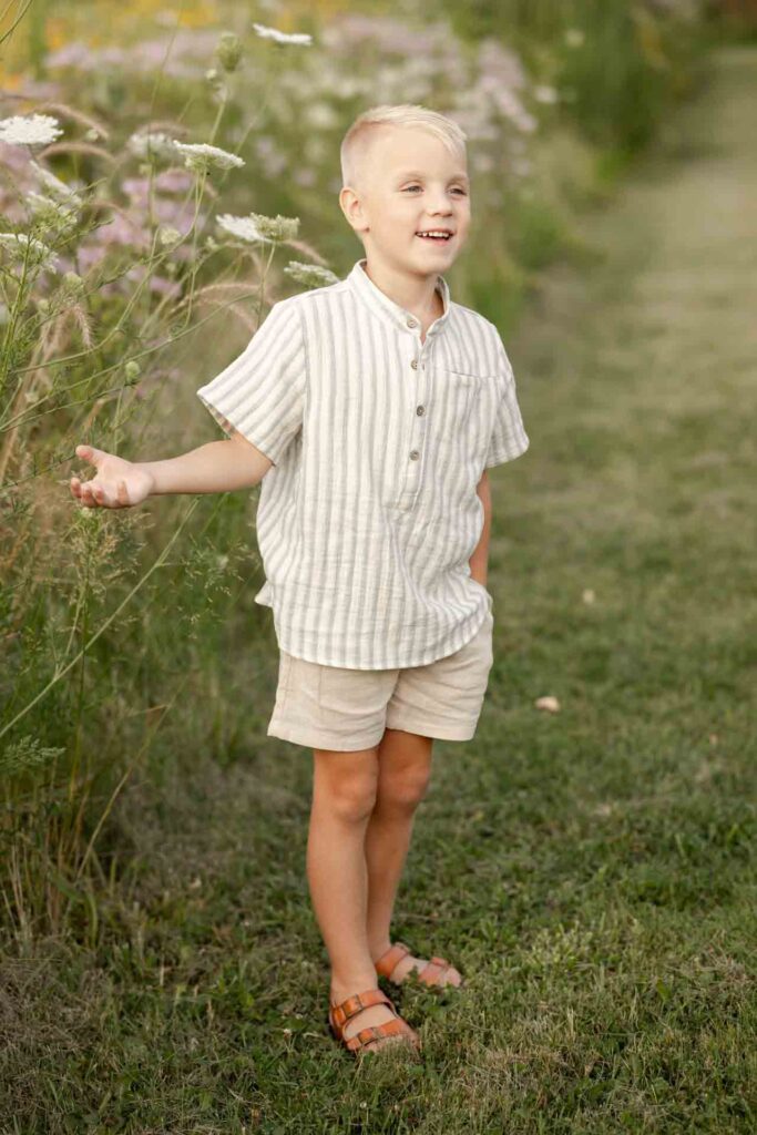 6-Fresh Soft Summer Forest Preserve Outdoor Family Photoshoot Saint Charles Illinois By Mary Rose Photography